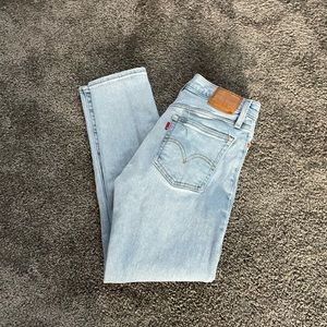 Levi’s Wedgie Jean